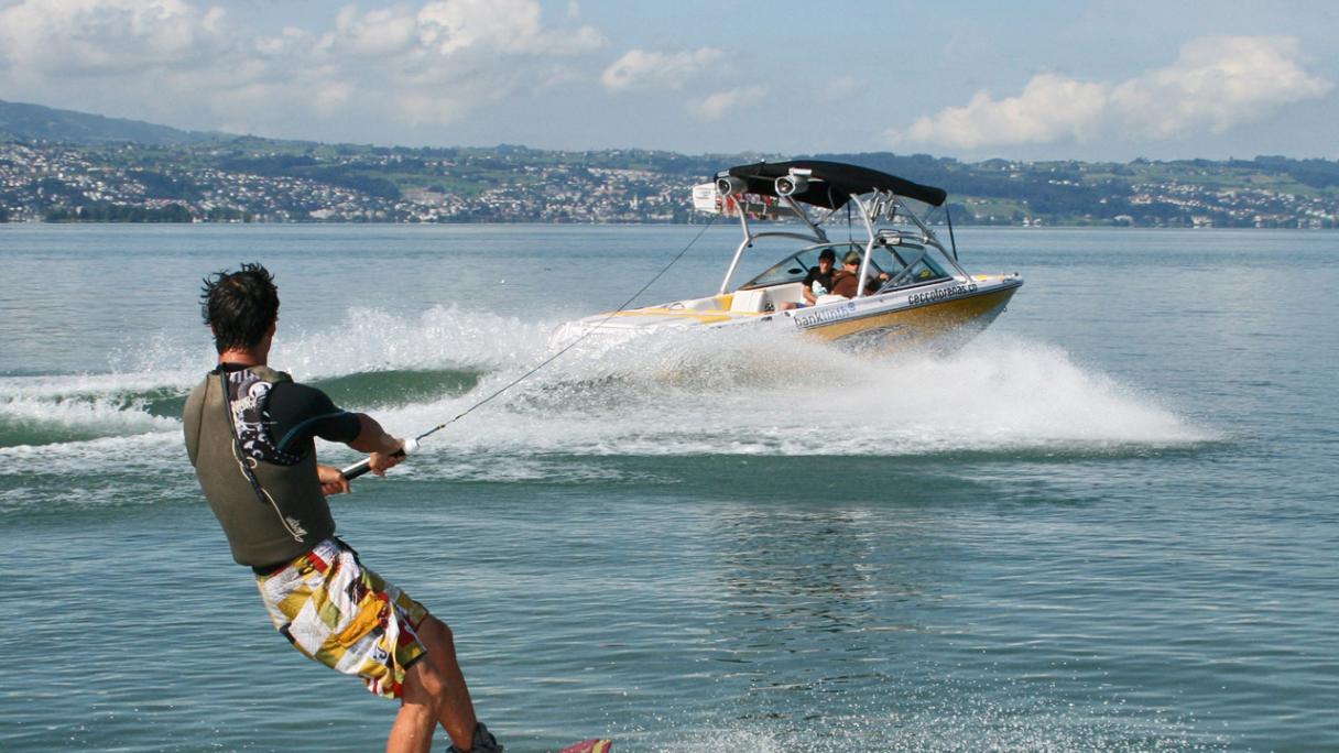 Ceccotorenas Wakeboarding School