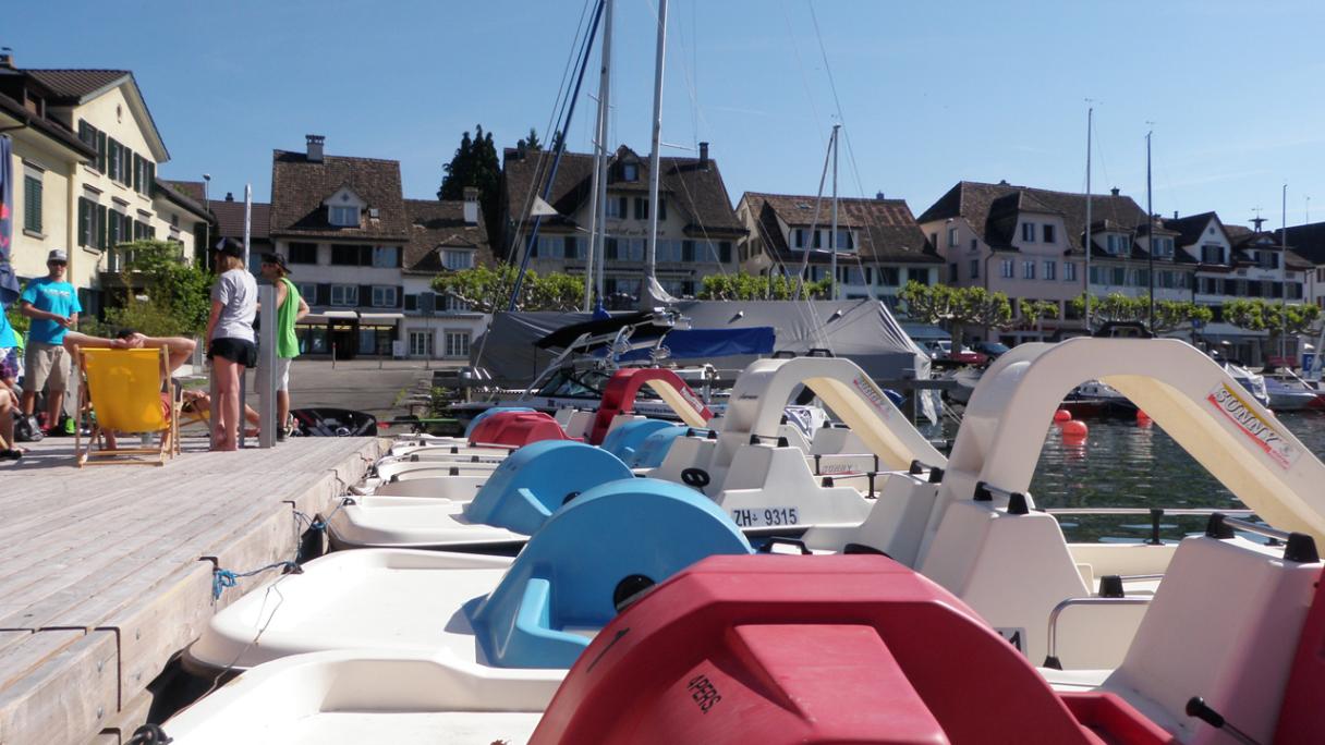 Pedalovermietung Stäfa – Tretbootfahren auf dem Zürichsee