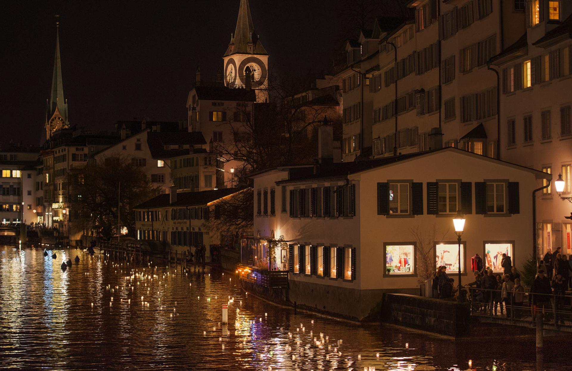 Bougies flottantes sur la Limmat