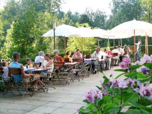 Restaurant im Wildnispark Langenberg Zurich 