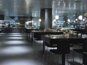 Globus Zurich Bellevue Restaurant Food Hall