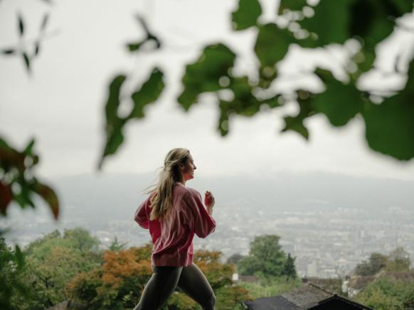 Silvia jogging at Orelliweg Zurich