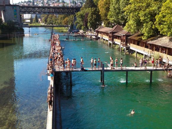 Flussbad Unterer Letten a Zurigo